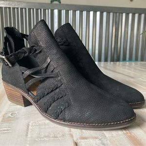 *NWOB* LUCKY BRAND Forbas Suede Ankle Booties, Size 9.5